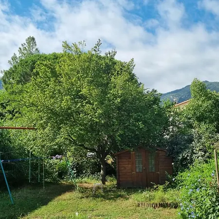 Nyaraló El Correc *